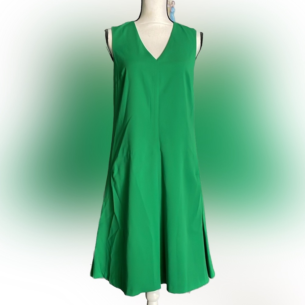 Country Road sleeveless above the knee dress